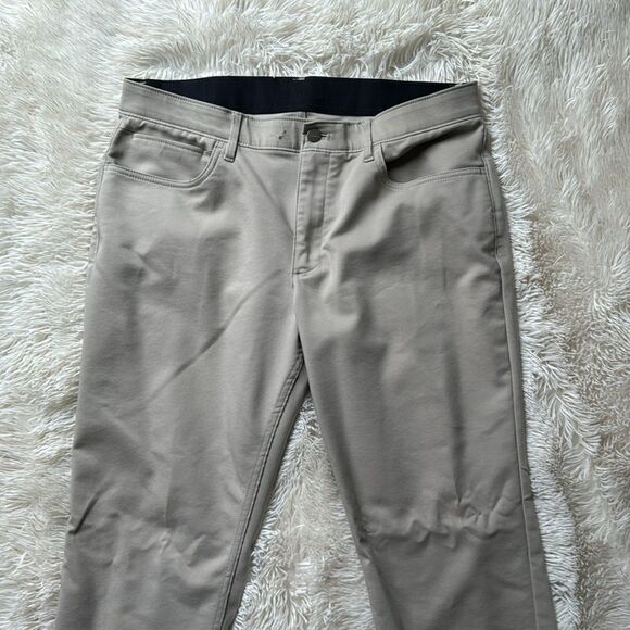 Calvin Klein Khaki Smooth Front Pants Slacks 36 x 30 Size 36 - Picture 3 of 6